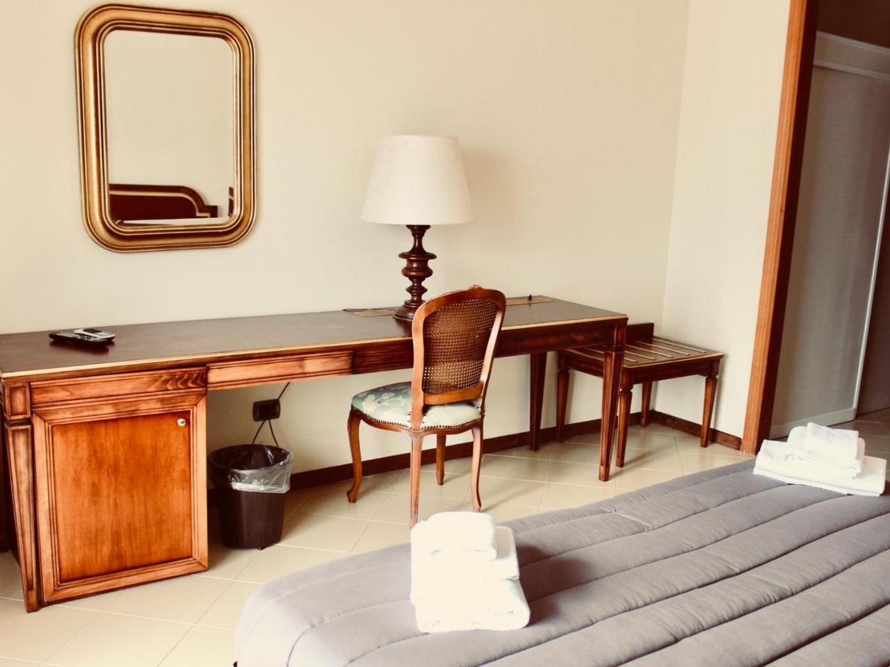 Hotel Sakura 托雷德尔格雷科 外观 照片